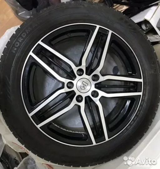 Новые литые диски R18 на Mitsubishi Outlander