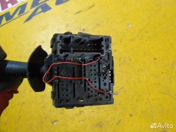 Переключатель стеклоочистителей Renault Logan 2
