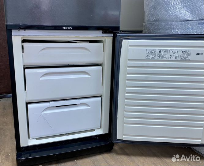 Холодильник Стинол 185 см