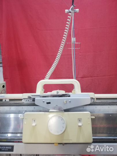 Двухфонтурная вязальная машина Silver Reed SK840/S