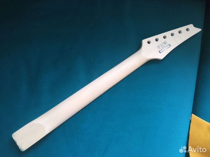 Гриф электрогитары мензура 22.2