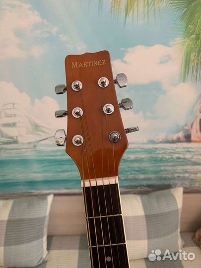 Акустическая гитара