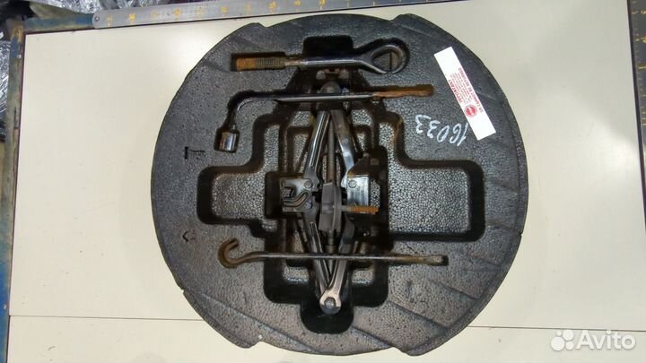 Набор инструментов штатный Hyundai Genesis, 2009