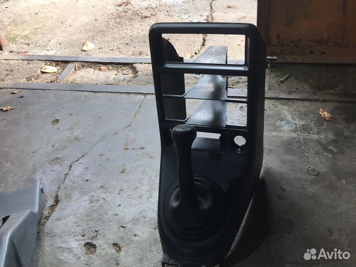 Центральная консоль mazda 121