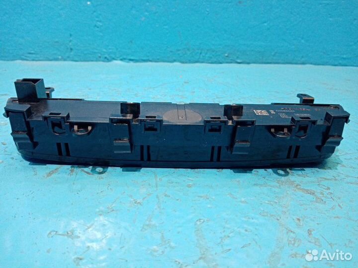 Блок кнопок магнитолы Mercedes-Benz Glc X253 2016