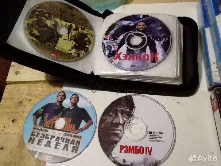 Видеокассеты, диски разные для взрослых и детей