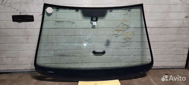 Лобовое стекло Volkswagen Passat B7