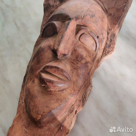 Маска ручной работы из Марокко