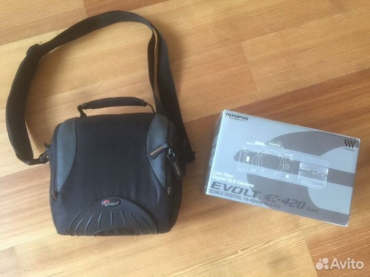 Фотоаппарат Olympus E-420 + карты памяти, сумка