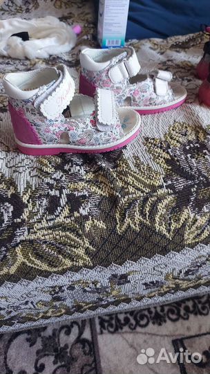 Вещи на девочку,1,2 года