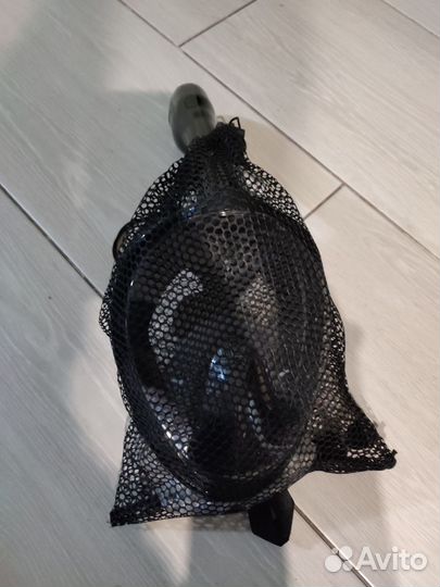 Маска для подводного плавания с трубкой