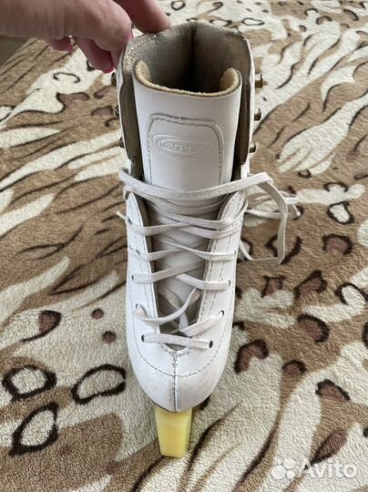 Коньки фигурные