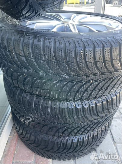 Goodyear UltraGrip Ice 205/55 R16 91T