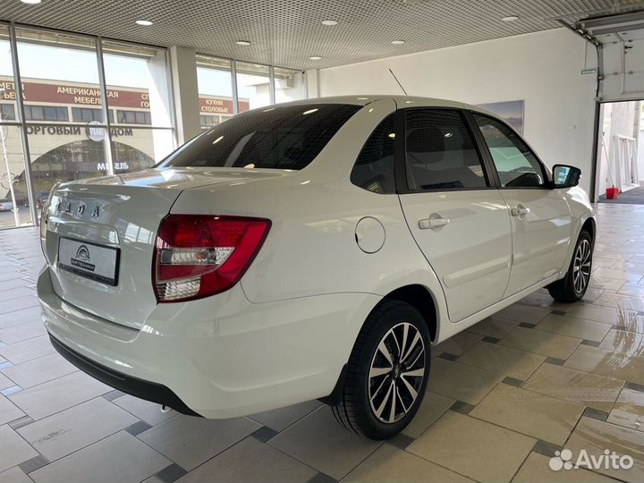 LADA Granta 1.6 МТ, 2023, 6 км