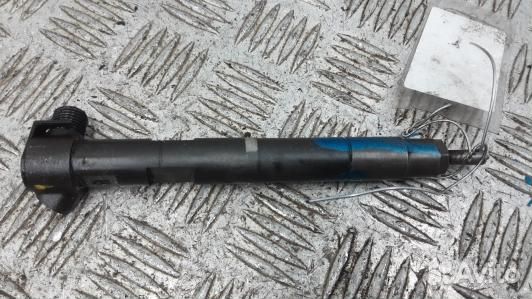 Форсунка дизельная mercedes benz C-class W204 (SML