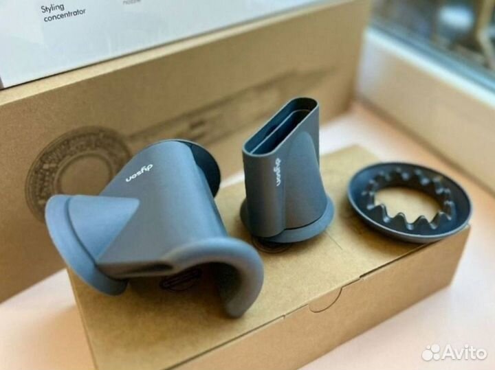 Фен Dyson supersonic hd08 З