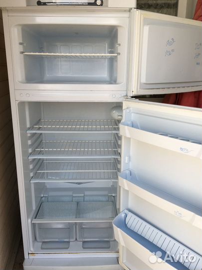 Холодильник на запчасти