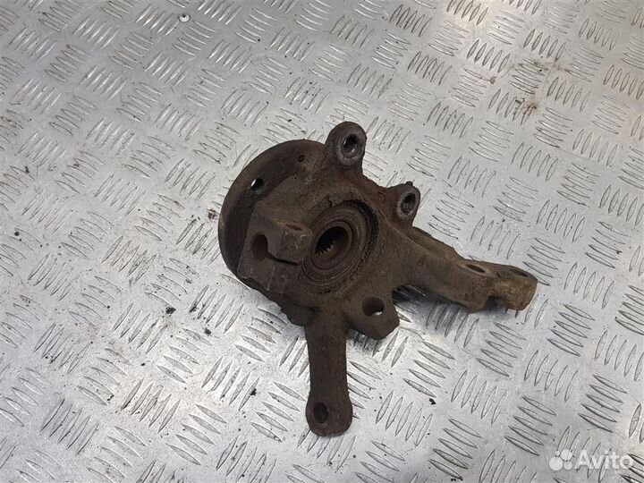 Кулак передний правый (Поворотный) рено Kangoo 1