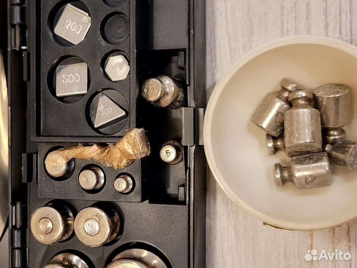 Весы аптекарские 1990г