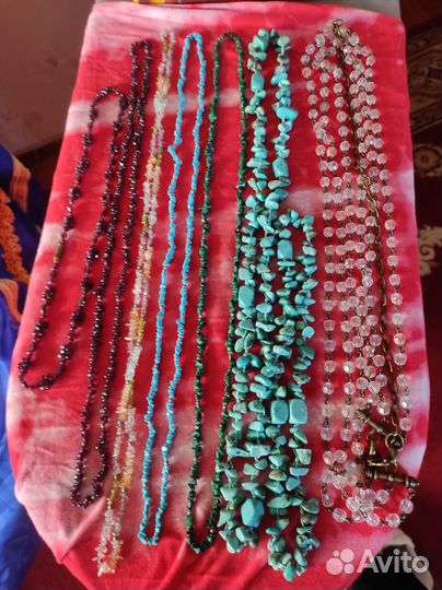 Бусы из натуральных камней