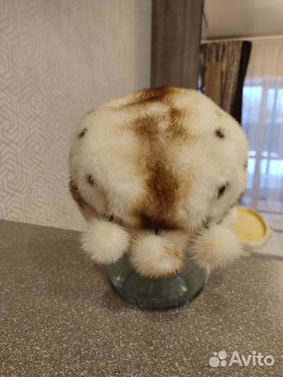 Шапка берет норковый