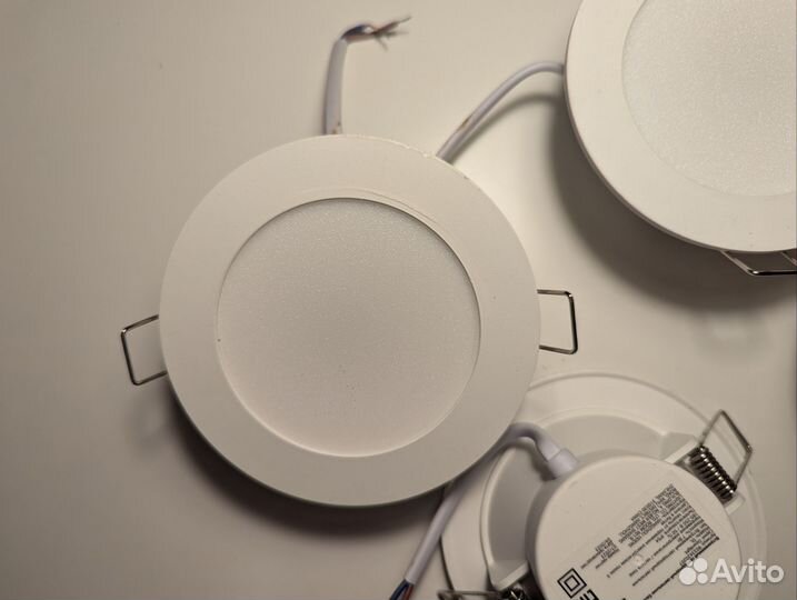 Светильник потолочный встраиваемый