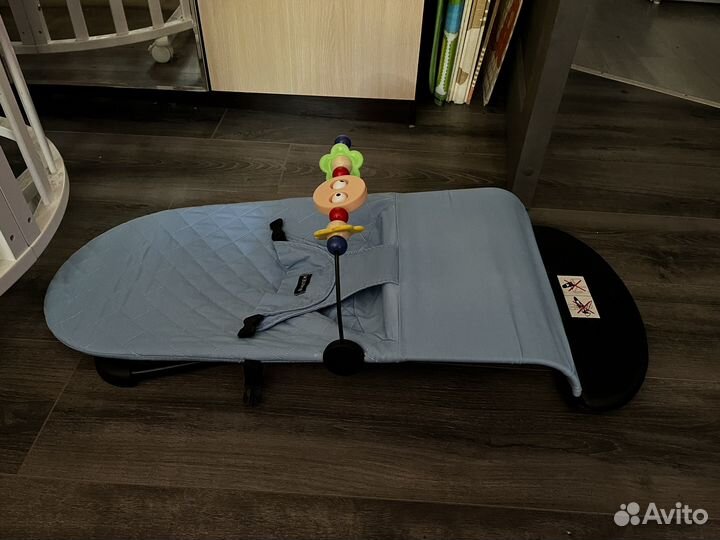 Шезлонг детский