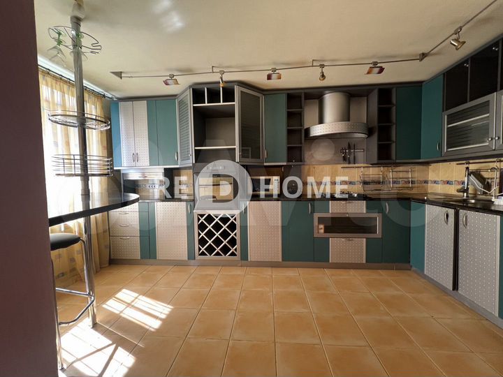 4-к. квартира, 133,2 м², 5/11 эт.