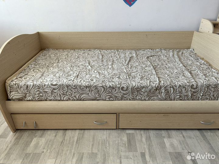 Детский спальный гарнитур бу