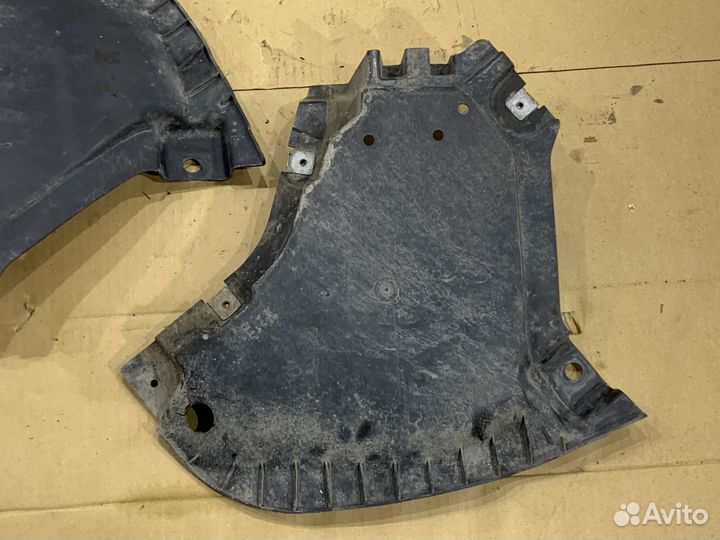 Боковая защита переднего бампера Mercedes W213