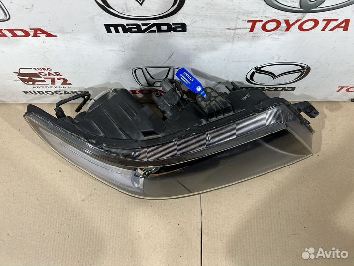 Фара правая ксенон Honda Accord 7 CL 2002-2008