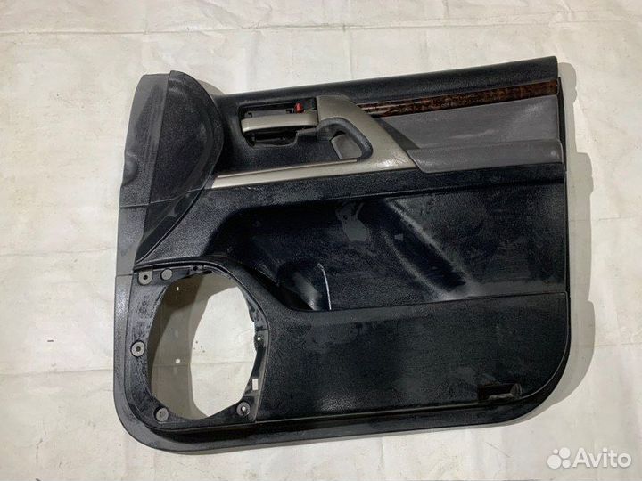 Обшивка двери передняя правая Toyota Land Cruiser