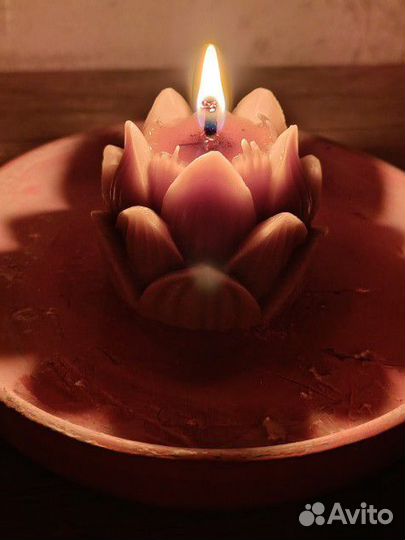 Свеча из пчелиного воска, медитации, лотос