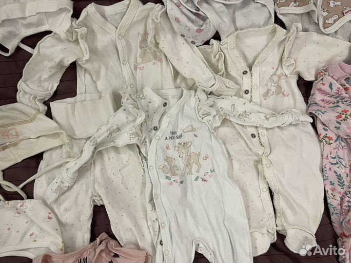 Вещи на новорожденную девочку пакетом 52 56 62