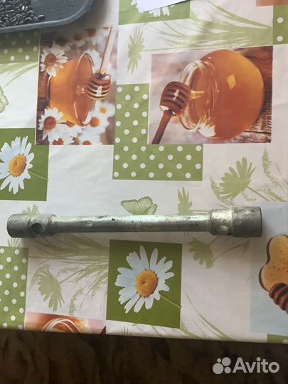 Ключ баллонной 24*27