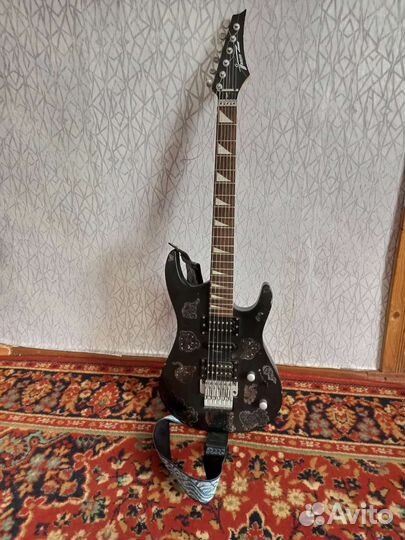 Электрогитара