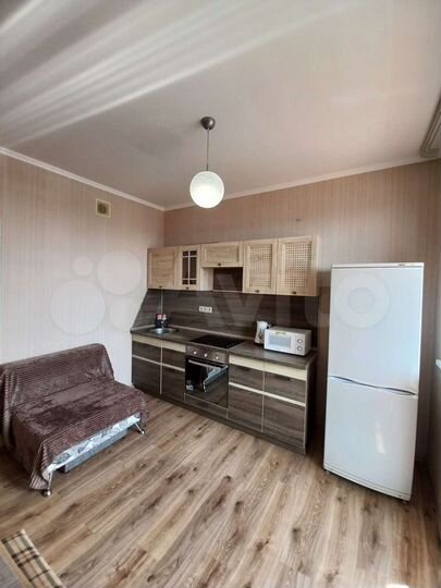 2-к. квартира, 72 м², 15/17 эт.