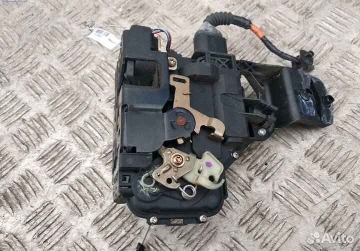 Замок задней двери passat b5