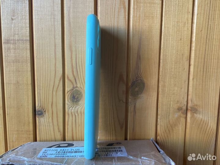 Чехол на iPhone 11