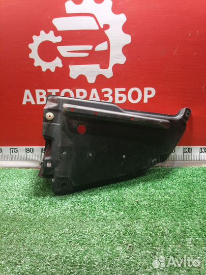 Пыльник заднего бампера правый Lexus RX 3