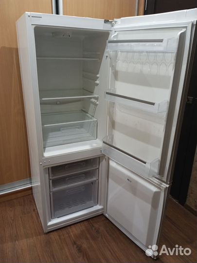 Холодильник бу vestel