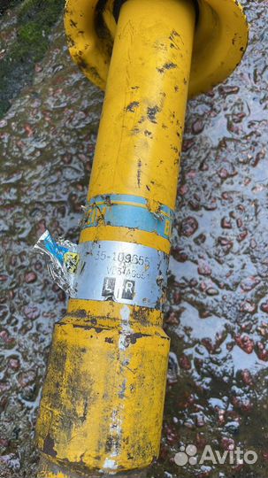 Передние амортизаторы Bilstein B8 BMW 5 E60 E61