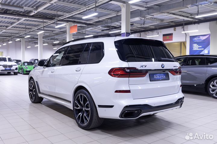 BMW X7 3.0 AT, 2022, 54 400 км