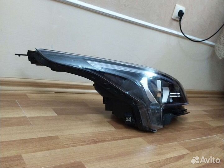 Kia Rio 4 Фара правая 2020