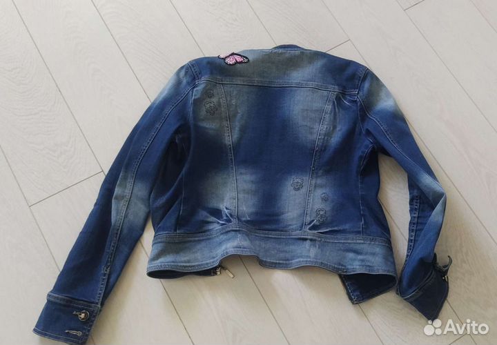 Куртка джинсовая