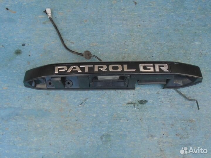 Nissan Patrol Y-61 Ручка дверцы багажника задняя