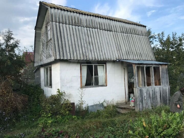 Дача 20 м² на участке 5 сот.