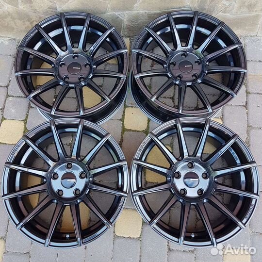 Shogun RS-Z r17 5*114.3 8.5J ET30 Black