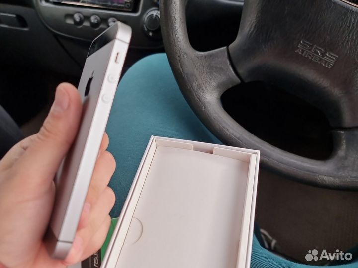 iPhone, 8 ГБ