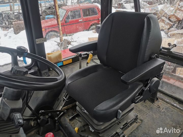 Фронтальный погрузчик МТЗ 320П04, 2012